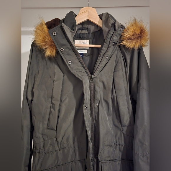 Universal Thread Parka - Picture 2 of 7